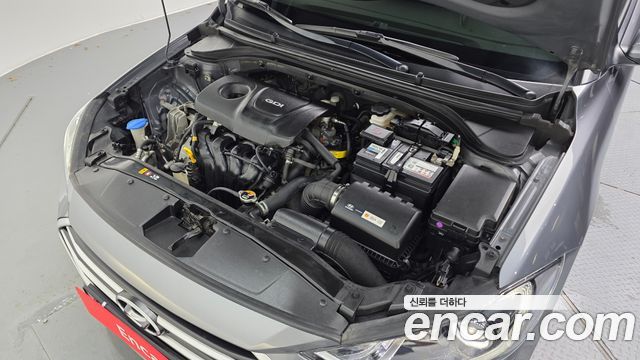 Hyundai Avante (AD) 1.6 GDI Smart Special 2016 — фото 6