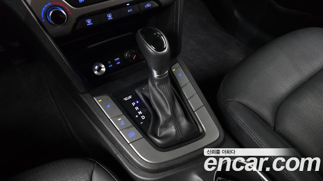 Hyundai Avante (AD) 1.6 GDI Smart Special 2016 — фото 9