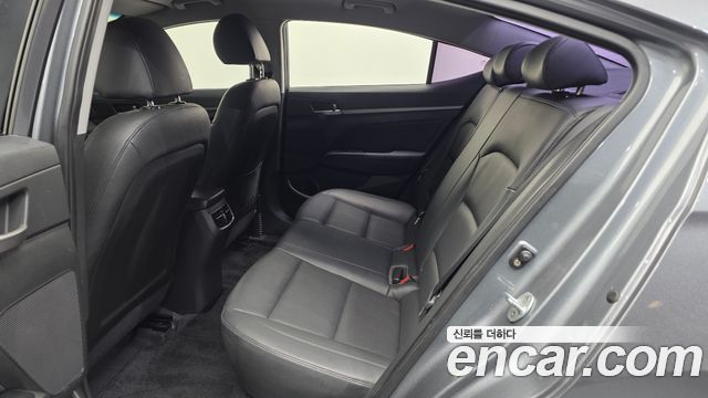 Hyundai Avante (AD) 1.6 GDI Smart Special 2016 — фото 12
