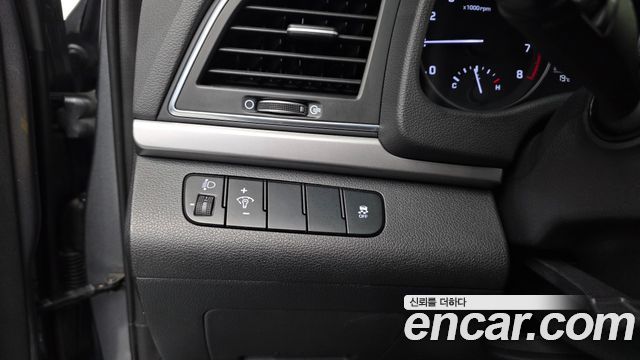 Hyundai Avante (AD) 1.6 GDI Smart Special 2016 — фото 19