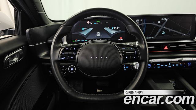Hyundai Ioniq 6 Long Range Exclusive + 2023 — фото 13