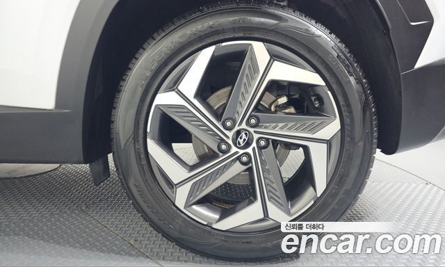 Hyundai Tucson (NX4) Gasoline 1.6 Turbo 2WD Inspiration 2022 — фото 21