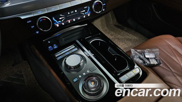 Genesis G80 (RG3) Gasoline 2.5 Turbo AWD 2024 — фото 9