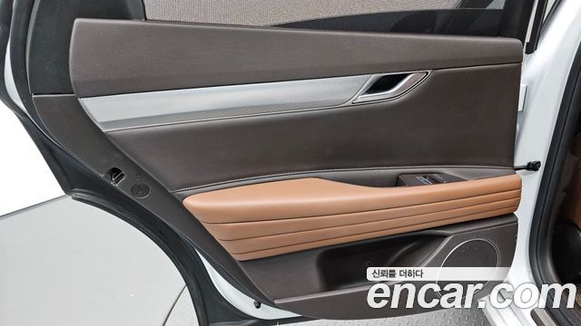 Genesis G80 (RG3) Gasoline 2.5 Turbo AWD 2024 — фото 25