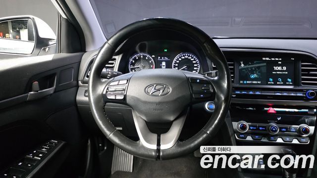 Hyundai Avante (AD) 1.6 Smart 2019 — фото 17