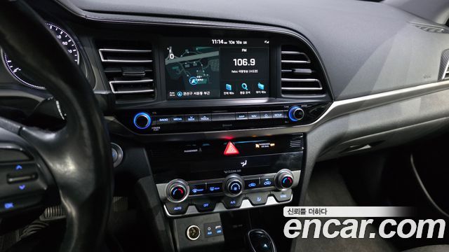 Hyundai Avante (AD) 1.6 Smart 2019 — фото 18