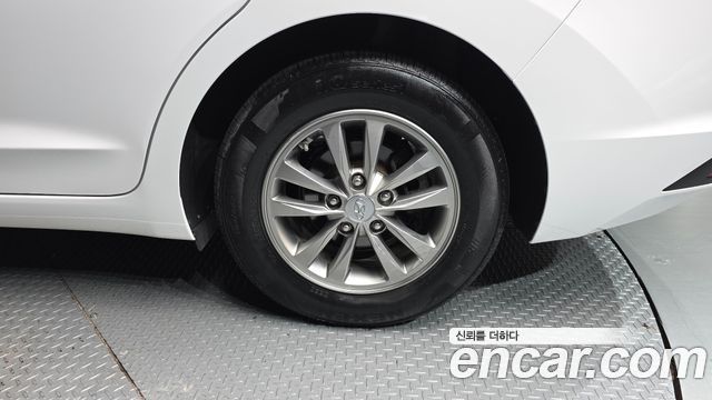 Hyundai Avante (AD) 1.6 Smart 2019 — фото 27