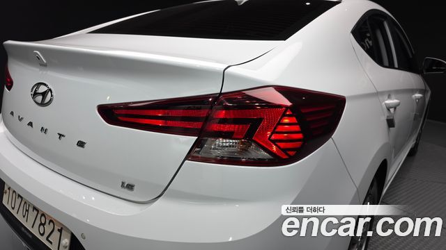 Hyundai Avante (AD) 1.6 Smart 2019 — фото 29