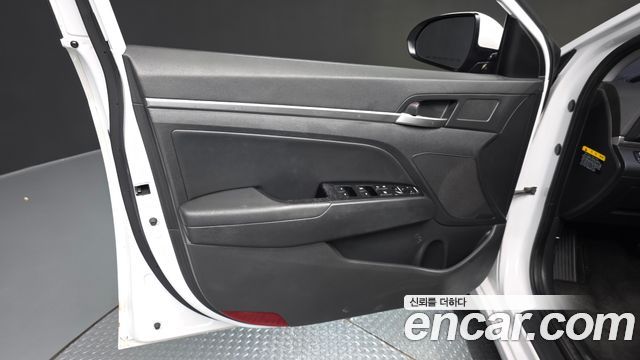 Hyundai Avante (AD) 1.6 Smart 2019 — фото 30