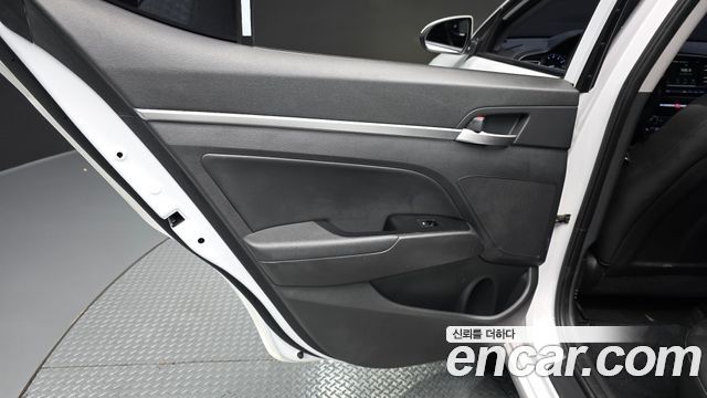 Hyundai Avante (AD) 1.6 Smart 2019 — фото 31