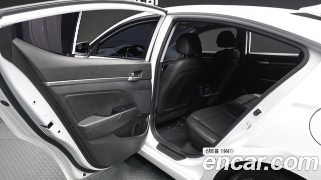 Hyundai Avante (AD) 1.6 Smart 2019 — фото 32