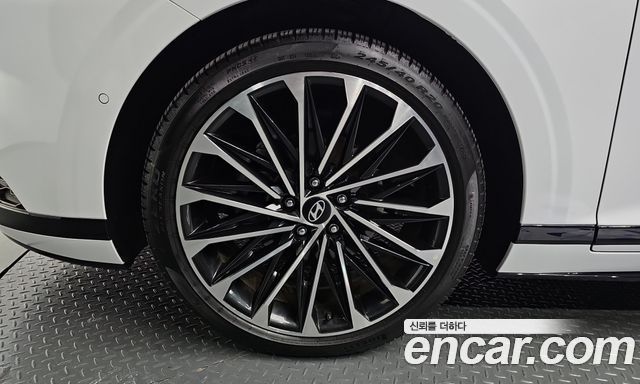 Hyundai Grandeur Hybrid (GN7) Calligraphy 2023 — фото 5