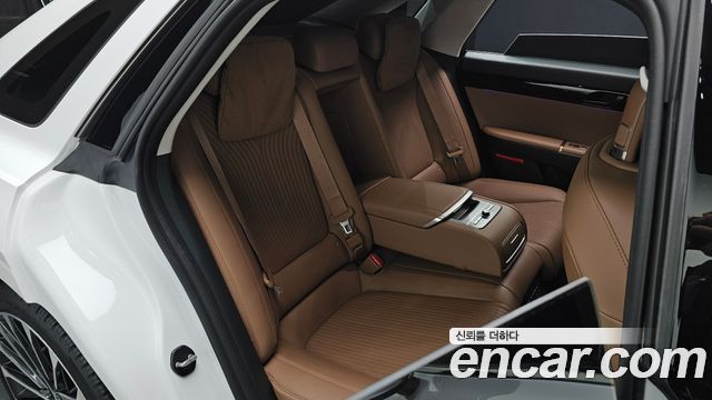 Hyundai Grandeur Hybrid (GN7) Calligraphy 2023 — фото 10