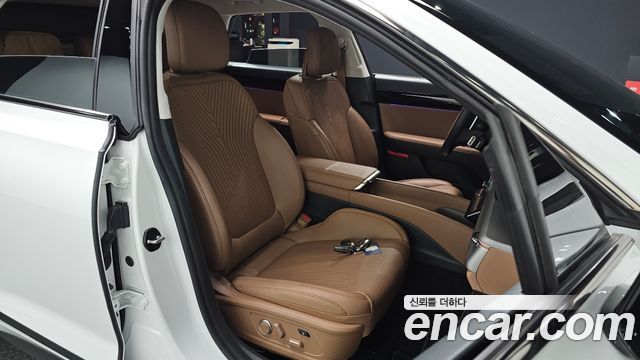 Hyundai Grandeur Hybrid (GN7) Calligraphy 2023 — фото 26