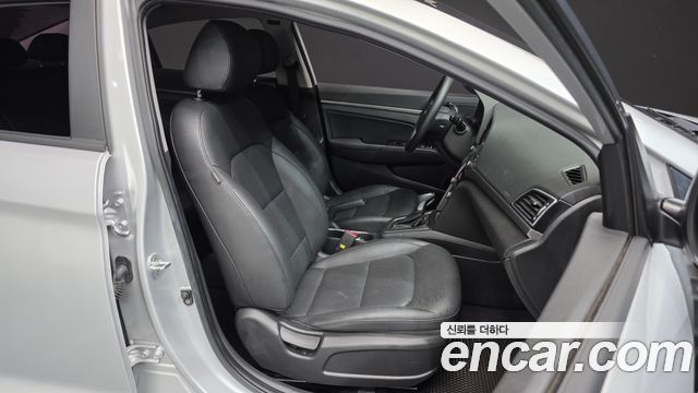 Hyundai Avante (AD) 1.6 GDI Value Plus 2018 — фото 11