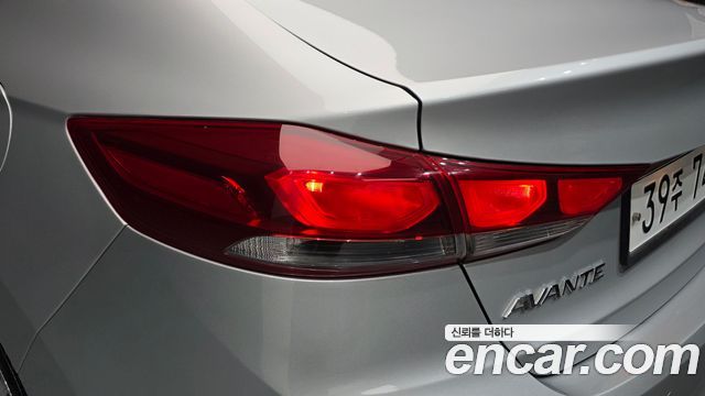 Hyundai Avante (AD) 1.6 GDI Value Plus 2018 — фото 23