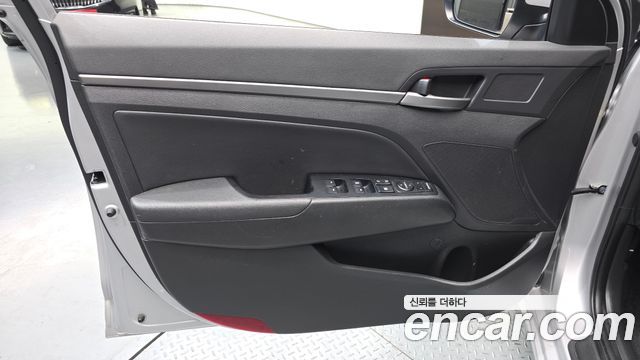 Hyundai Avante (AD) 1.6 GDI Value Plus 2018 — фото 24