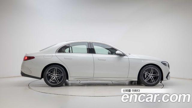 Mercedes-Benz E-Class (W214) E200 AMG Line 2026 — фото 2