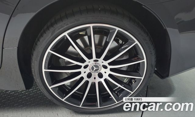 Mercedes-Benz CLS-Class (C257) CLS450 4MATIC AMG Line 2021 — фото 21