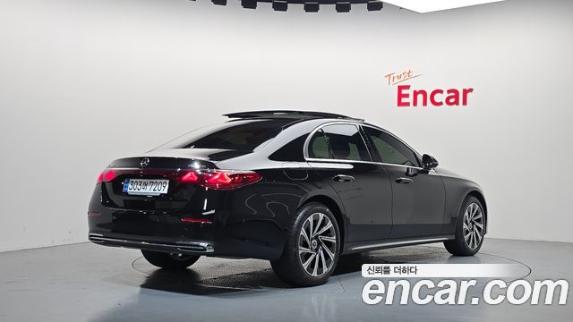 Mercedes-Benz E-Class (W214) E300 4MATIC Exclusive 2024 — фото 2