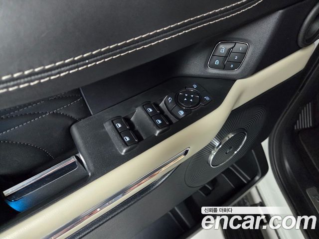 Ford Expedition Platinum 4WD 7Seater 2021 — фото 10
