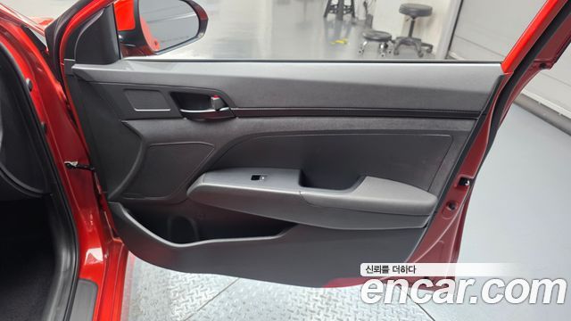 Hyundai Avante (AD) 1.6 Turbo Sport 2017 — фото 25
