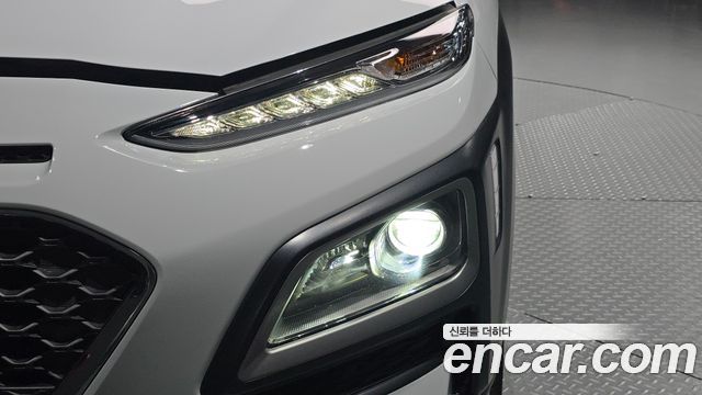 Hyundai Kona Hybrid Premium Special 2020 — фото 22