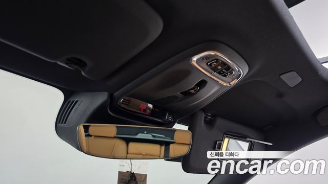 Volvo V60 Cross Country (II) B5 Pro AWD 2022 — фото 20