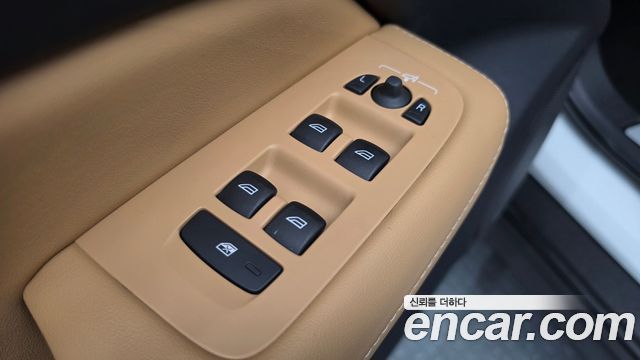 Volvo V60 Cross Country (II) B5 Pro AWD 2022 — фото 29