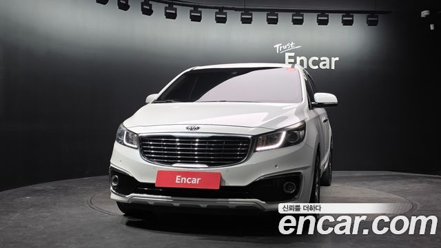 Kia Carnival 9-seater Prestige 2015 — фото 3
