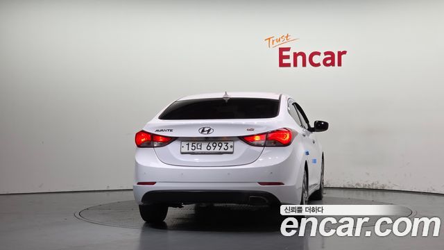 Hyundai Avante 1.6 GDi Premium Standard 2014 — фото 4