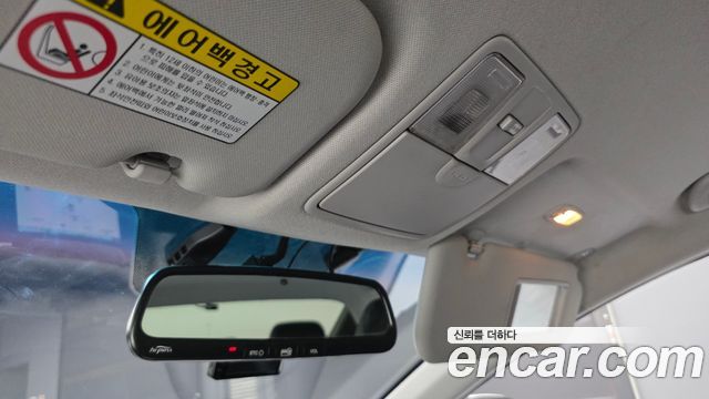 Hyundai Avante 1.6 GDi Premium Standard 2014 — фото 18