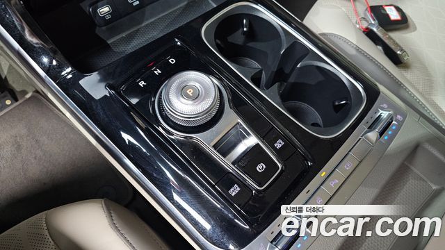 Kia Carnival (IV) Gasoline 9-Seater Noblesse 2023 — фото 9