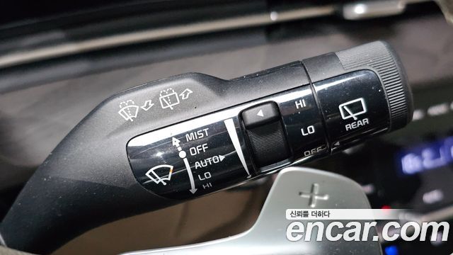 Kia Carnival (IV) Gasoline 9-Seater Noblesse 2023 — фото 17
