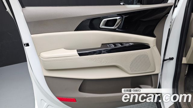 Kia Carnival (IV) Gasoline 9-Seater Noblesse 2023 — фото 24