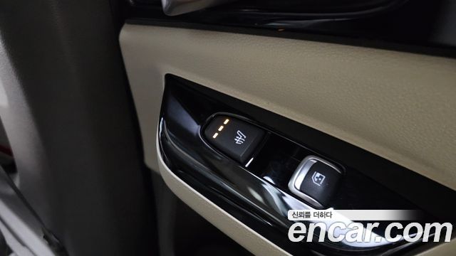 Kia Carnival (IV) Gasoline 9-Seater Noblesse 2023 — фото 32