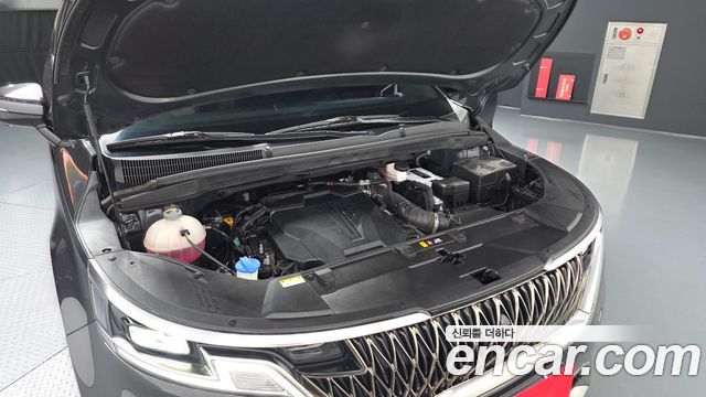 Kia Carnival (IV) Gasoline 9-Seater Signature 2023 — фото 6