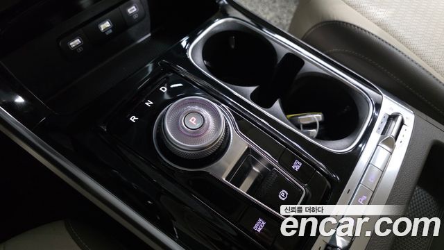 Kia Carnival (IV) Gasoline 9-Seater Signature 2023 — фото 9