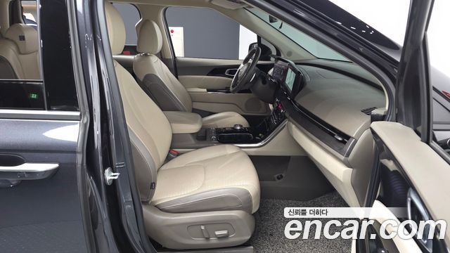 Kia Carnival (IV) Gasoline 9-Seater Signature 2023 — фото 11