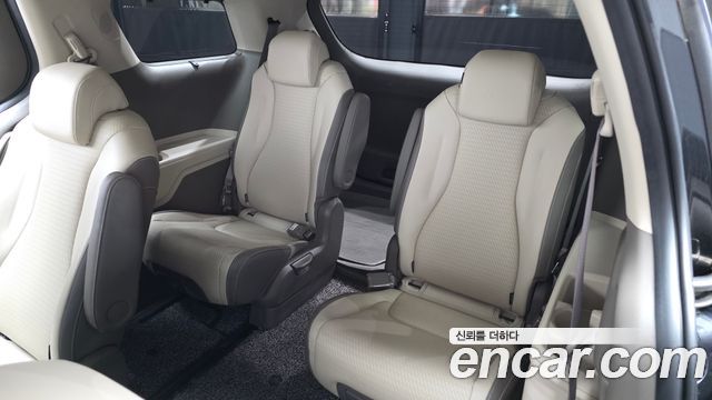 Kia Carnival (IV) Gasoline 9-Seater Signature 2023 — фото 13