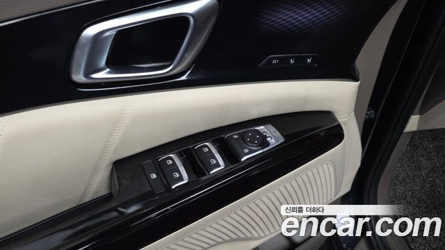 Kia Carnival (IV) Gasoline 9-Seater Signature 2023 — фото 29
