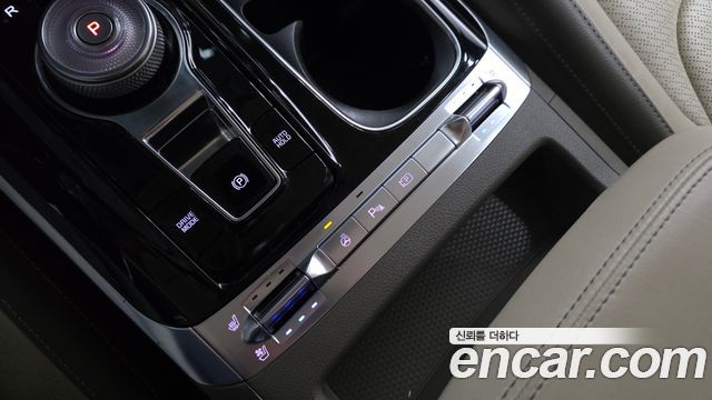 Kia Carnival (IV) Gasoline 9-Seater Signature 2023 — фото 31