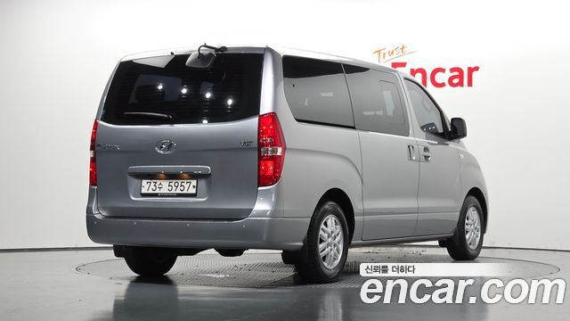 Hyundai Grand Starex 12-Seater Wagon Smart 2018 — фото 2