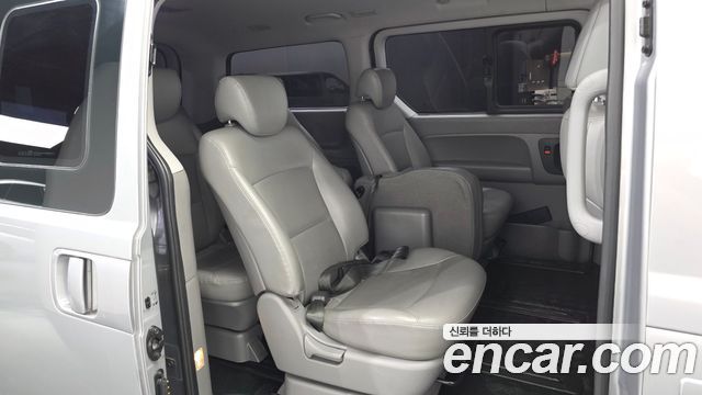 Hyundai Grand Starex 12-Seater Wagon Smart 2018 — фото 12