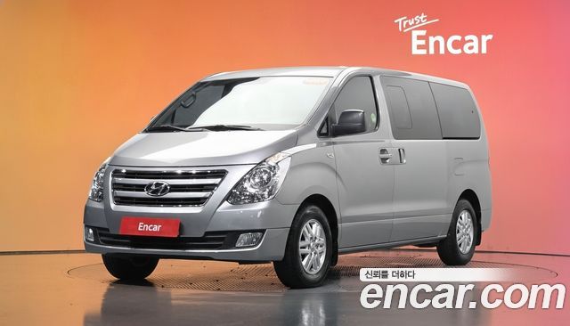 Hyundai Grand Starex 12-Seater Wagon Smart 2018 — фото 1