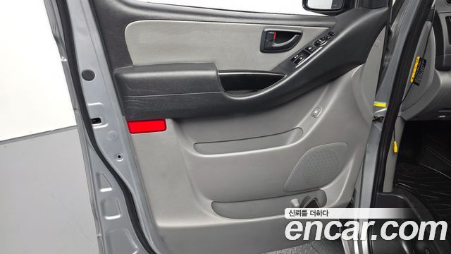 Hyundai Grand Starex 12-Seater Wagon Smart 2018 — фото 25
