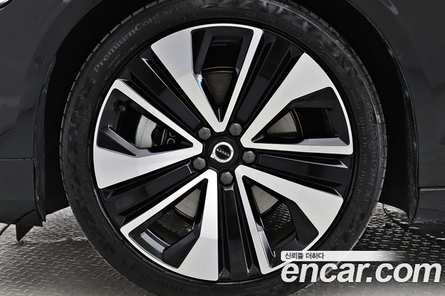 Volvo S60 (III) B5 Ultimate Bright 2023 — фото 24