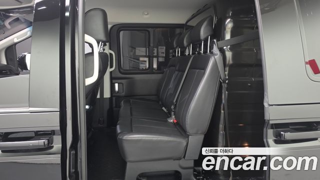 Hyundai Staria L3.5 Cargo 5-Seater Modern 2022 — фото 11