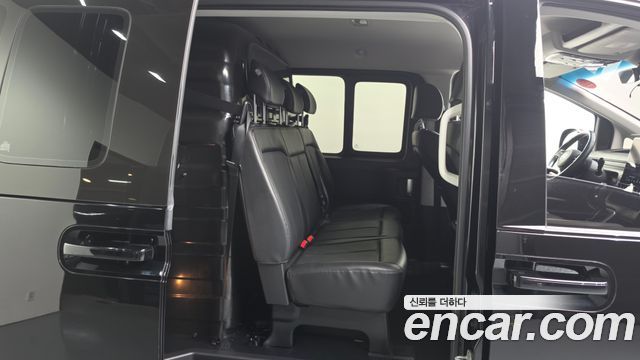 Hyundai Staria L3.5 Cargo 5-Seater Modern 2022 — фото 12