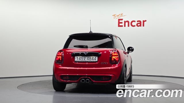 MINI Cooper S Standard Third Generation 2020 — фото 4